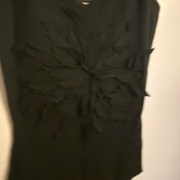 Cotton Tank with 3D floral design - Picture 3 of 6